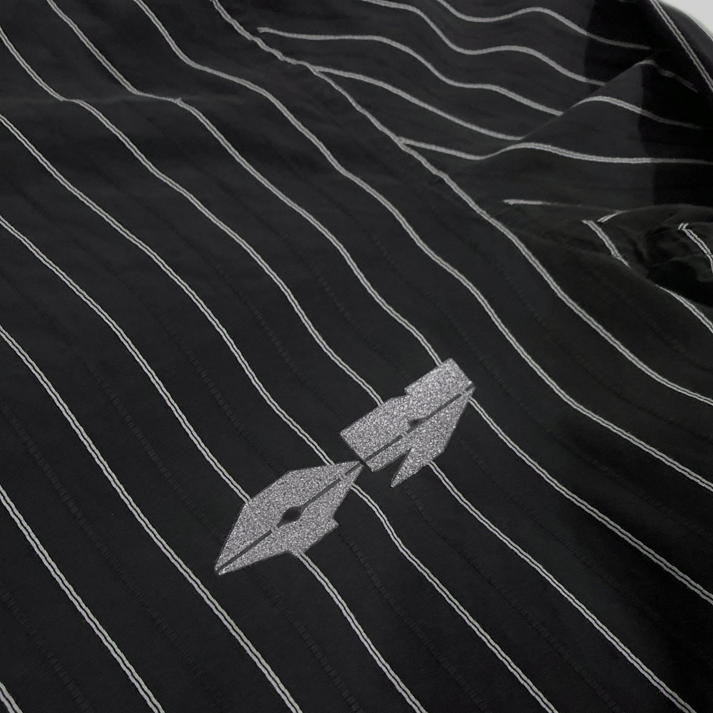 BLK LAMBO LOGO CHOPD LS DRESS SHIRT