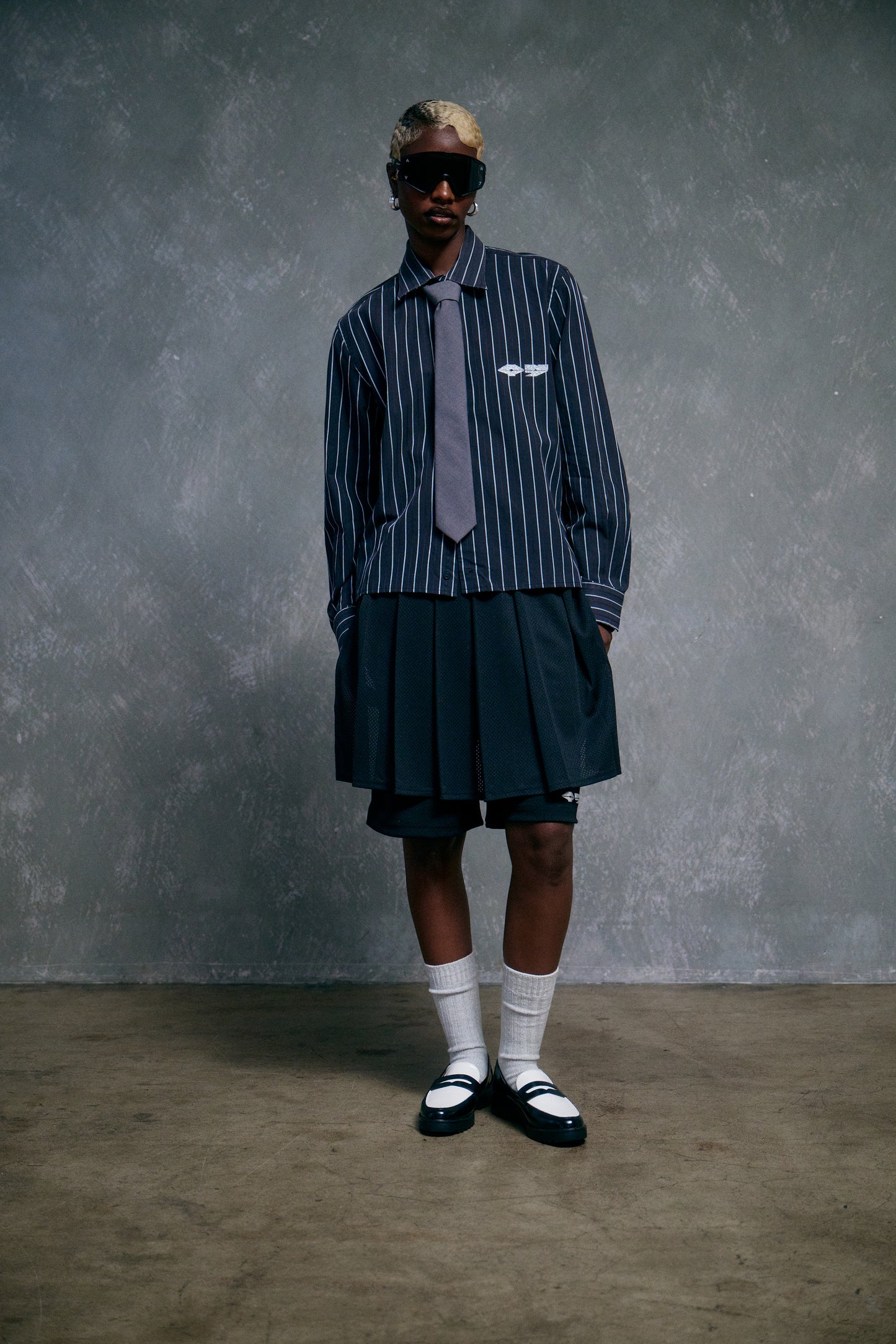 LAMBO LOGO CHOPD LS DRESS SHIRT - Black