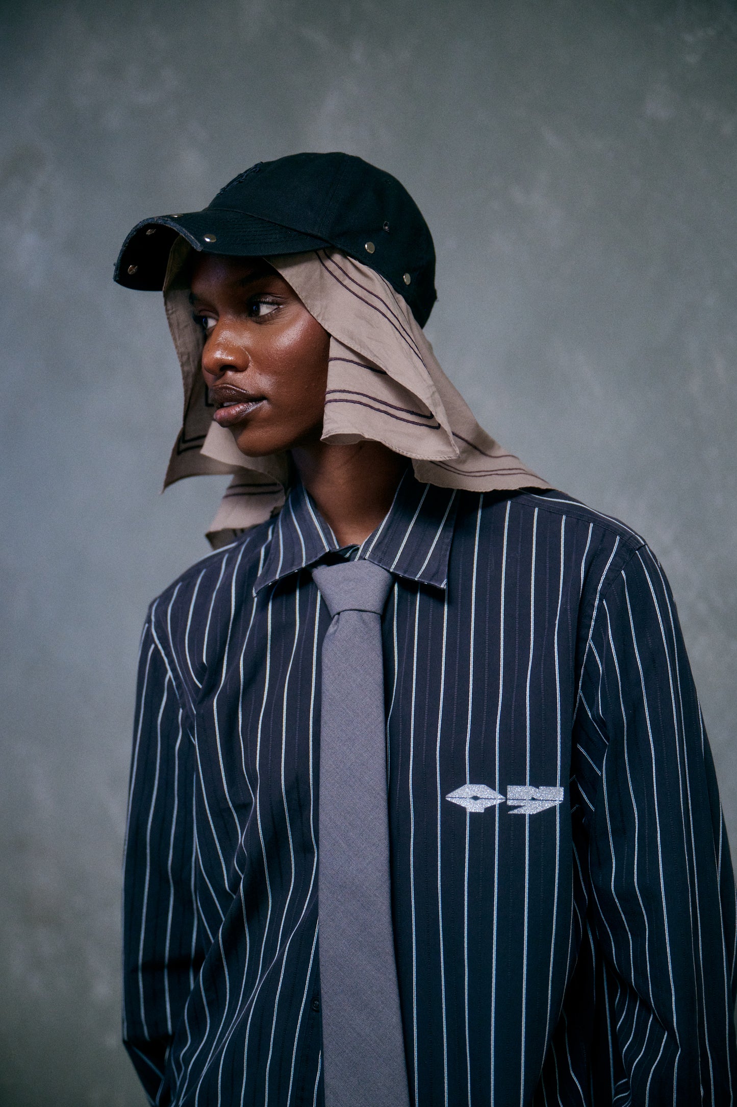 AMAZIN CHOPD STUD HAT - Black